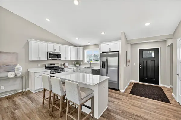 3700 237th AVE NW, Saint Francis, MN 55070