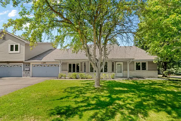 2558 Sumac CIR, White Bear Lake, MN 55110