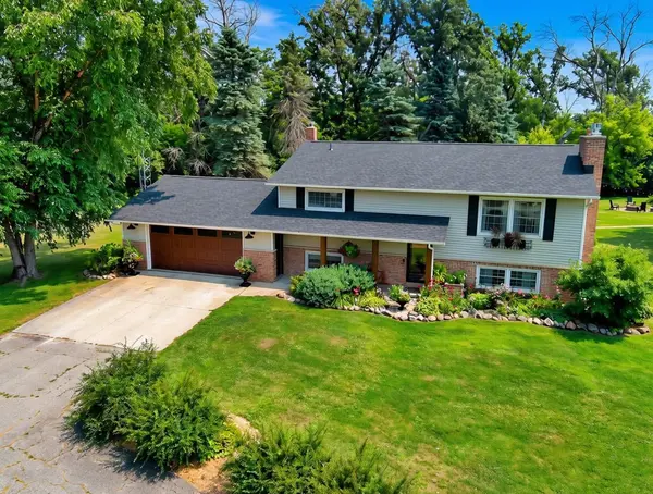 25215 720th ST, Hayfield, MN 55940