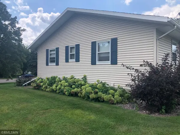 311 W Borden AVE, Buffalo Lake, MN 55314