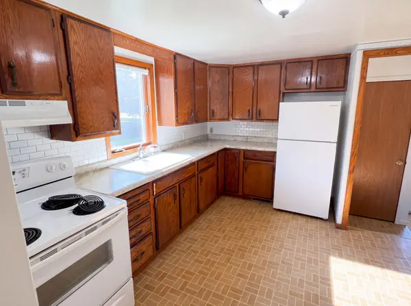 816 S Broadway ST, Spring Valley, MN 55975