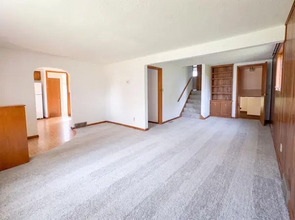 816 S Broadway ST, Spring Valley, MN 55975