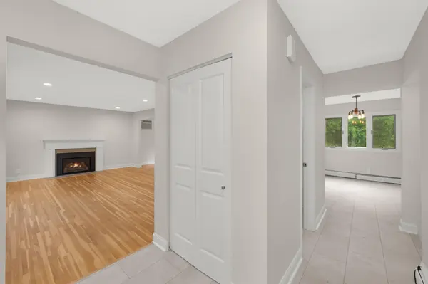 10928 London DR, Burnsville, MN 55337