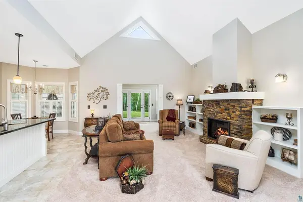 4911 Greystone ST, Hermantown, MN 55811