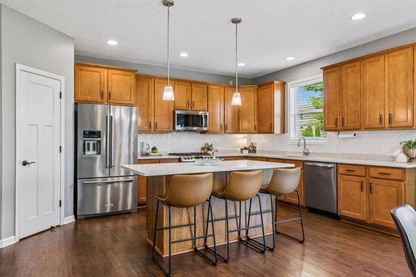 13816 Savanna DR, Rogers, MN 55374