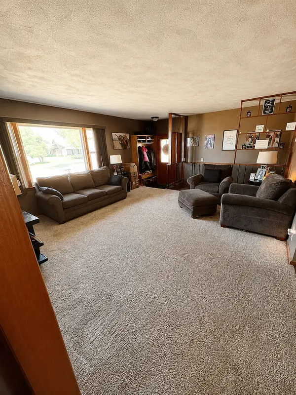 205 Main ST W, Geneva, MN 56035