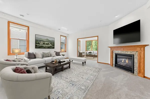 682 Bibeau CT, Vadnais Heights, MN 55127
