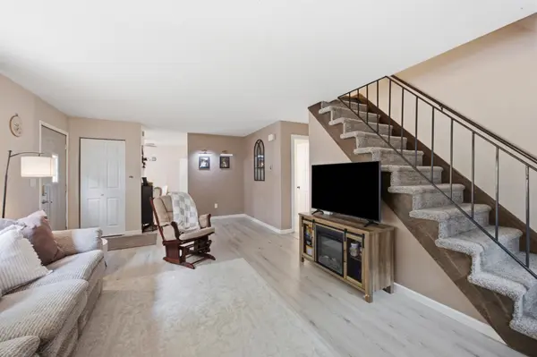 974 5th AVE W #A, West Fargo, ND 58078
