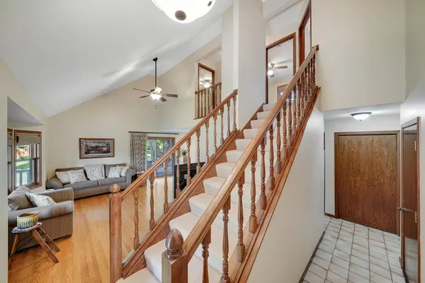 5364 W 132nd ST, Savage, MN 55378