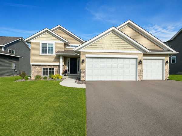 1740 Spruce ST, Farmington, MN 55024