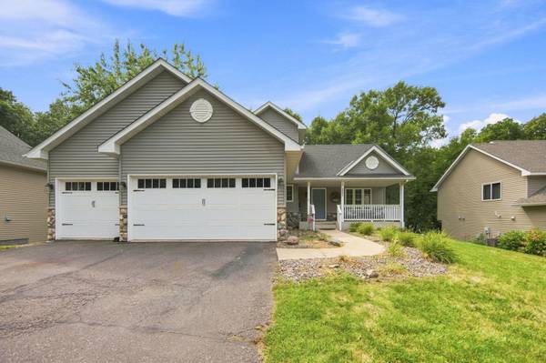 1007 3rd AVE NW, Buffalo, MN 55313