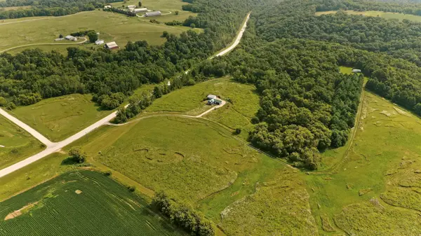 27714 County 25 S, Peterson, MN 55962