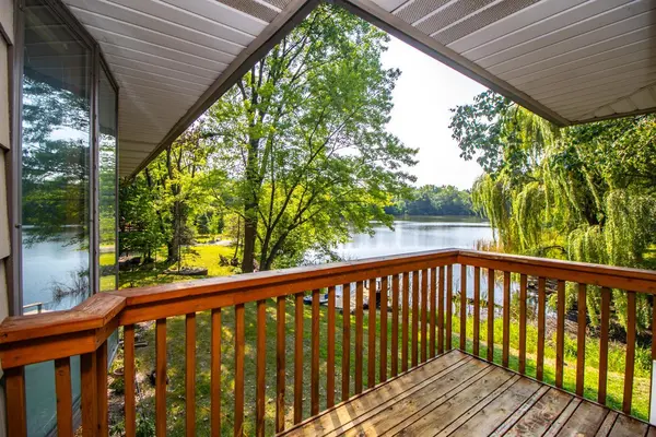 700 Arbogast ST, Shoreview, MN 55126