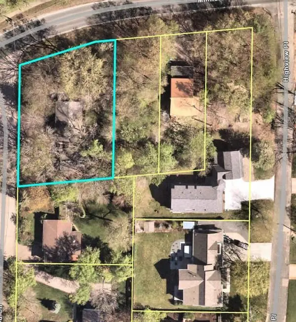 5200 Greenwood CIR, Excelsior, MN 55331
