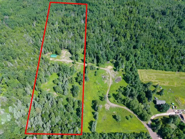 1397 Bourdage RD, Two Harbors, MN 55616