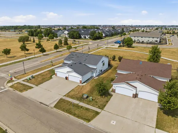 812 34th AVE W, West Fargo, ND 58078
