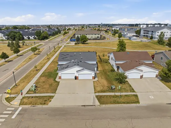 812 34th AVE W, West Fargo, ND 58078