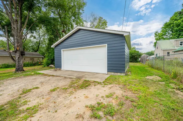 606 NW 7th AVE, Grand Rapids, MN 55744