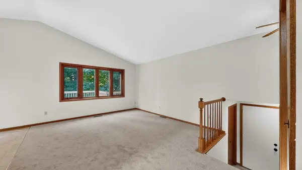 2818 26th ST NW, Rochester, MN 55901