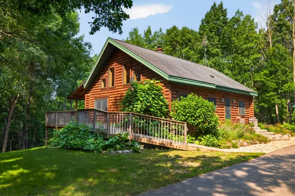21169 Firefly TRL, Akeley, MN 56433