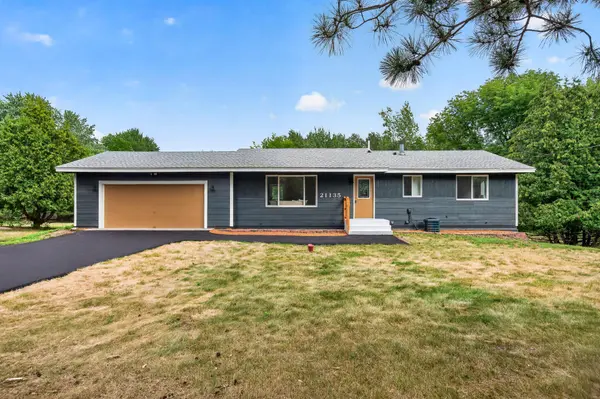 21135 Quinn ST NW, Oak Grove, MN 55011