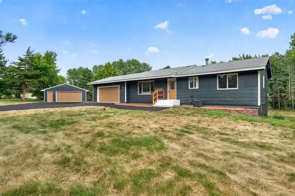21135 Quinn ST NW, Oak Grove, MN 55011