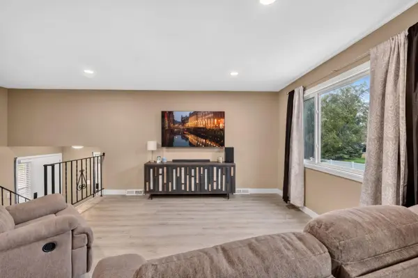 7810 Idaho LN N, Brooklyn Park, MN 55445