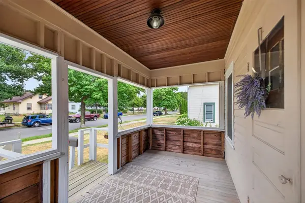 1853 W 6th ST, Red Wing, MN 55066