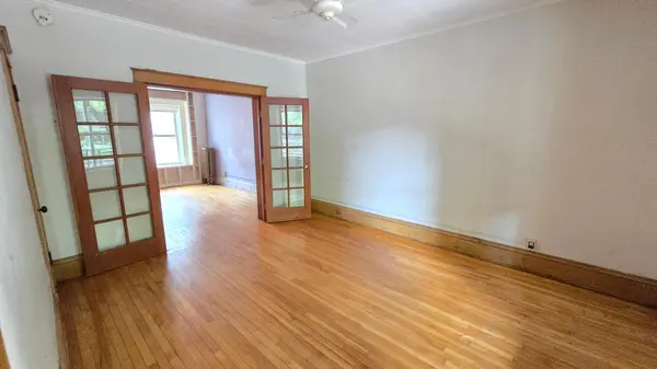 1311 Yale PL #18, Minneapolis, MN 55403