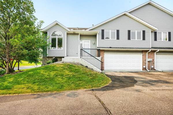 14809 Endicott WAY, Apple Valley, MN 55124