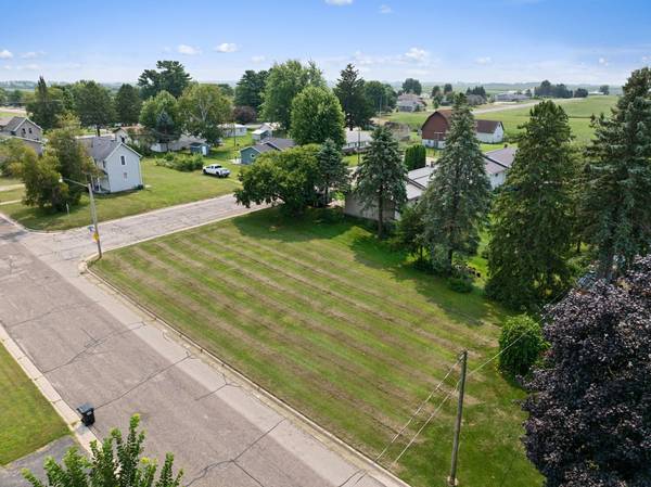418 Monroe ST E, Caledonia, MN 55921