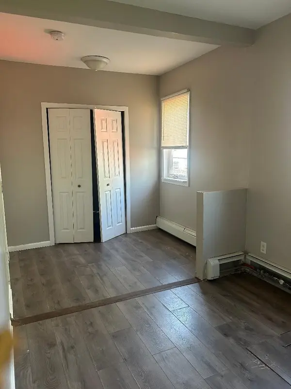 1204 E 7th ST, Saint Paul, MN 55106