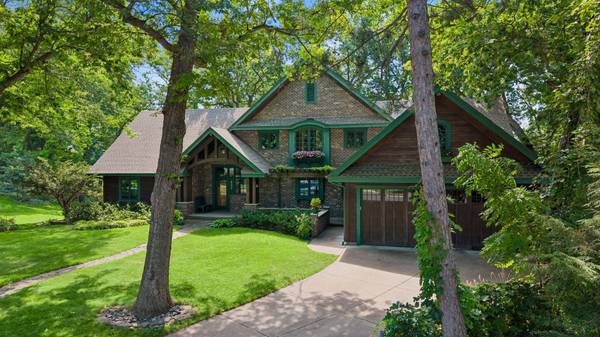 8307 Oakmere RD, Bloomington, MN 55438