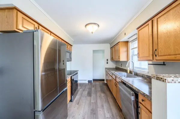 2434 9th AVE E, Hibbing, MN 55746