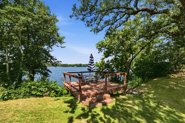 18920 E Lake Vermont RD NE, Parkers Prairie, MN 56361