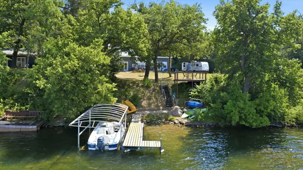 18920 E Lake Vermont RD NE, Parkers Prairie, MN 56361