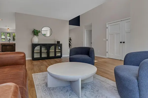 3122 Alder LN, Saint Cloud, MN 56301