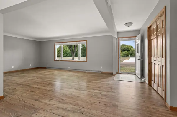 1108 S River DR, Moorhead, MN 56560