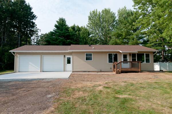 417 Spruce AVE, Cameron, WI 54822