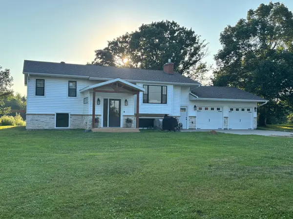 330 5th ST, Bluffton, MN 56518