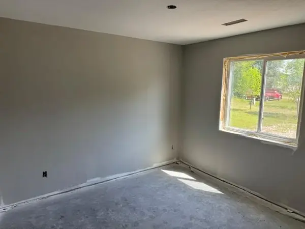 810 Texas AVE NW, Hutchinson, MN 55350