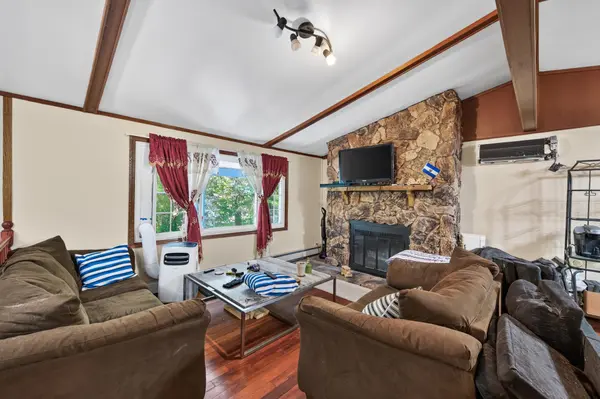 2280 Shryer AVE E, North Saint Paul, MN 55109