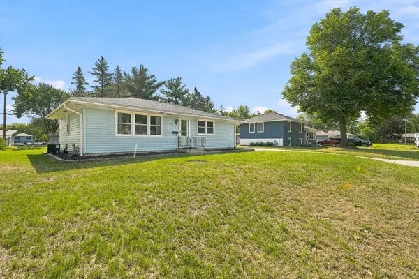 1148 Aurora AVE, Saint Paul Park, MN 55071