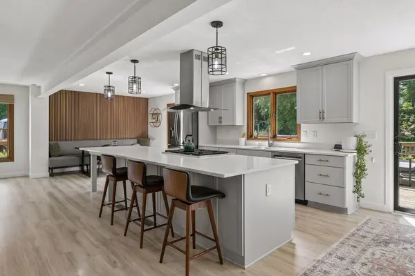 1544 Mccarthy RD, Eagan, MN 55121