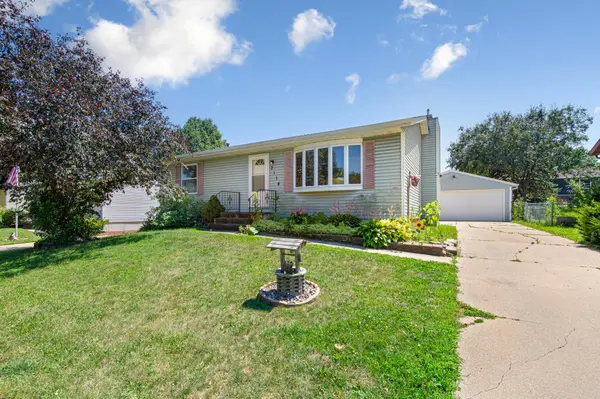 2114 51st ST NW, Rochester, MN 55901