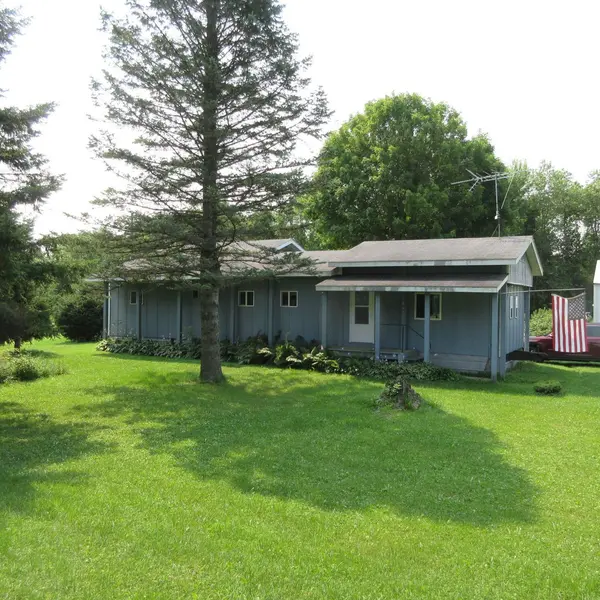 E3102 650th AVE, Menomonie, WI 54751