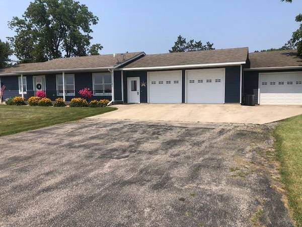525 County Road 8, Fountain, MN 55935
