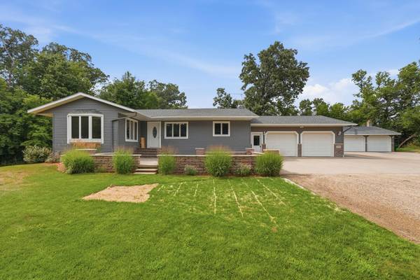 20219 Co Rd 197, Belgrade, MN 56312