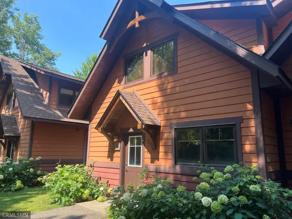 26050 Oak LN #Cottage 3, Nisswa, MN 56468