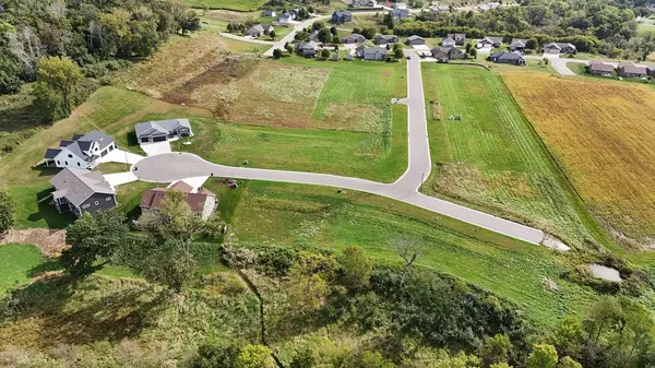 210 Sweetwater DR, Rollingstone, MN 55969